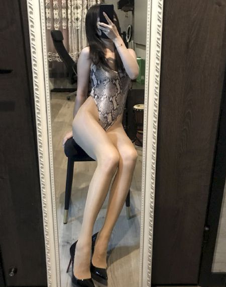 寡妇张开腿让我挺进_HD免费电视剧